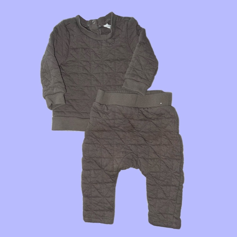 Cotton On Baby outfit 6-12 months
